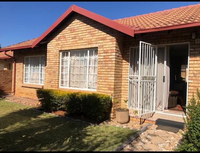 3 BEDROOM HOUSE FOR SALE IN EQUESTRIA